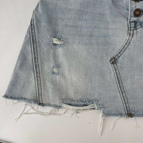 Free People Jean Skirt We The Free Denim Mini Distressed Size 27 Button Fly Boho - Picture 2 of 7